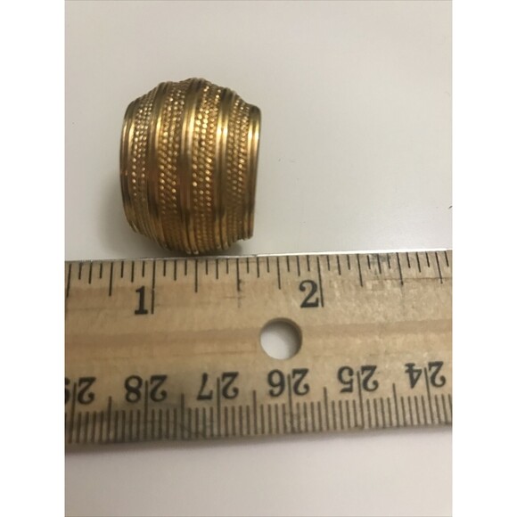 Vintage Clip On Earrings Napier Goldtone Screwbacks 1980s Flawed- Heavy‎ tarnish - Picture 9 of 11